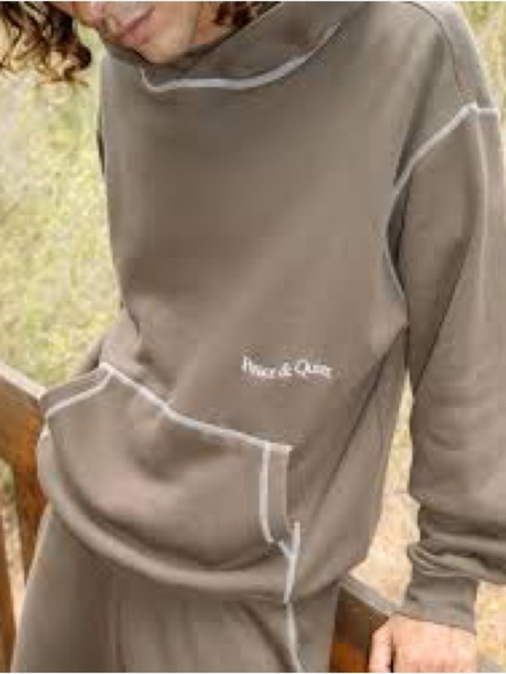 Peace & Quiet Men's brown Hoodie sweatshirt size M